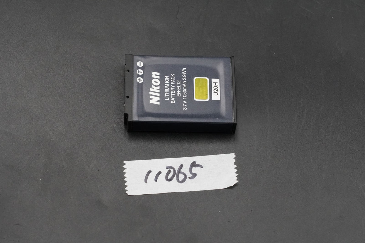 Nikon COOLPIX A900 20.3MP 35x Compact Digital Camera Black US STOCK #11065