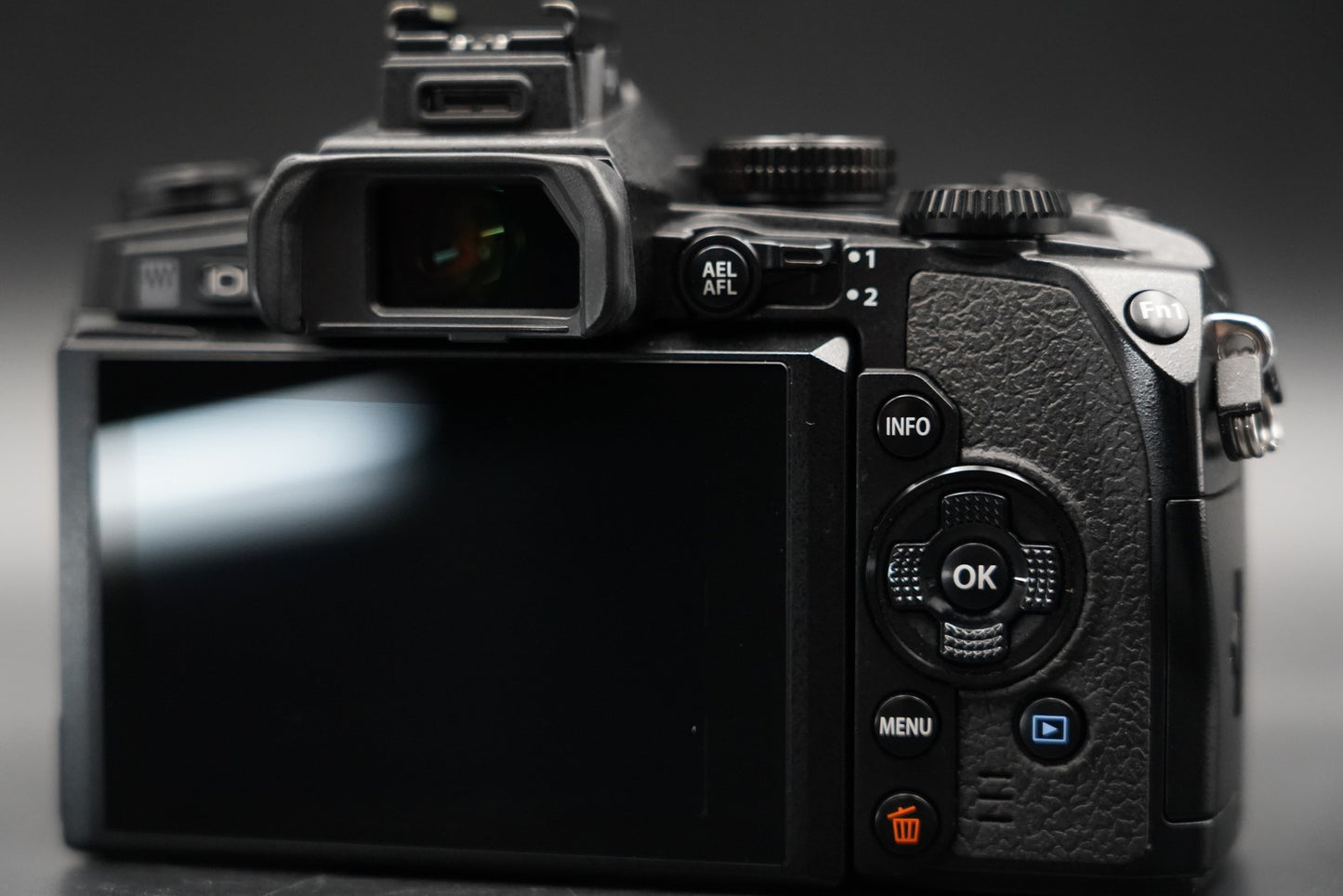 [US Duty Paid] Olympus OM-D E-M1 Digital Camera Black Body From JAPAN 10746