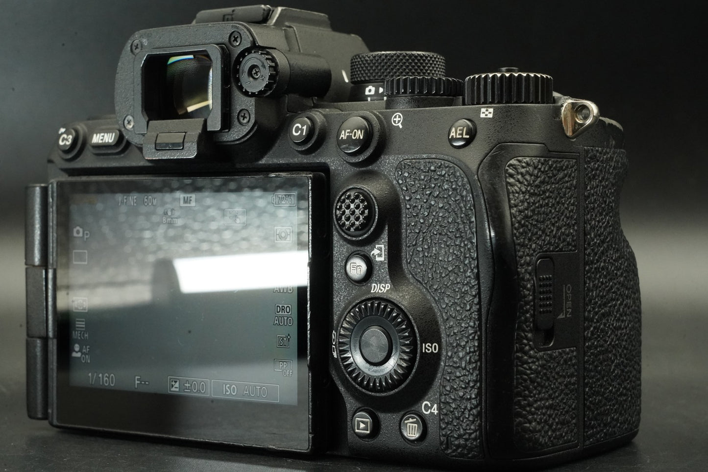 Sony A7R V ILCE-7RM5 Mirrorless Digital Camera US DUTY PAID 11720