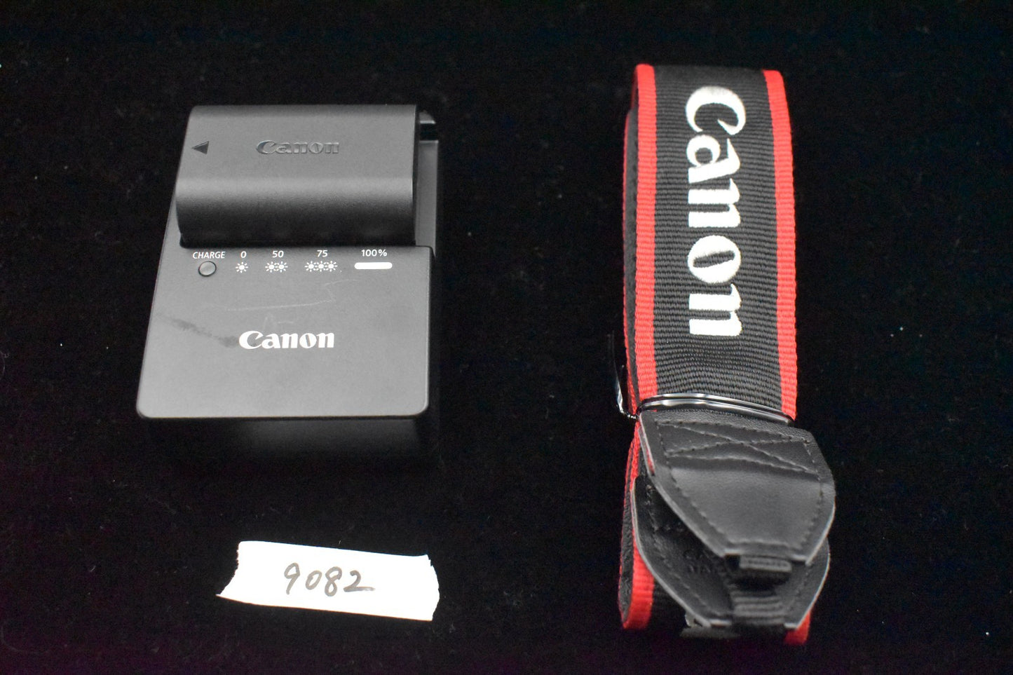 [US Duty Paid] Canon EOS 80D Digital Camera + EF-S 18-55mm II USM Lens 9082