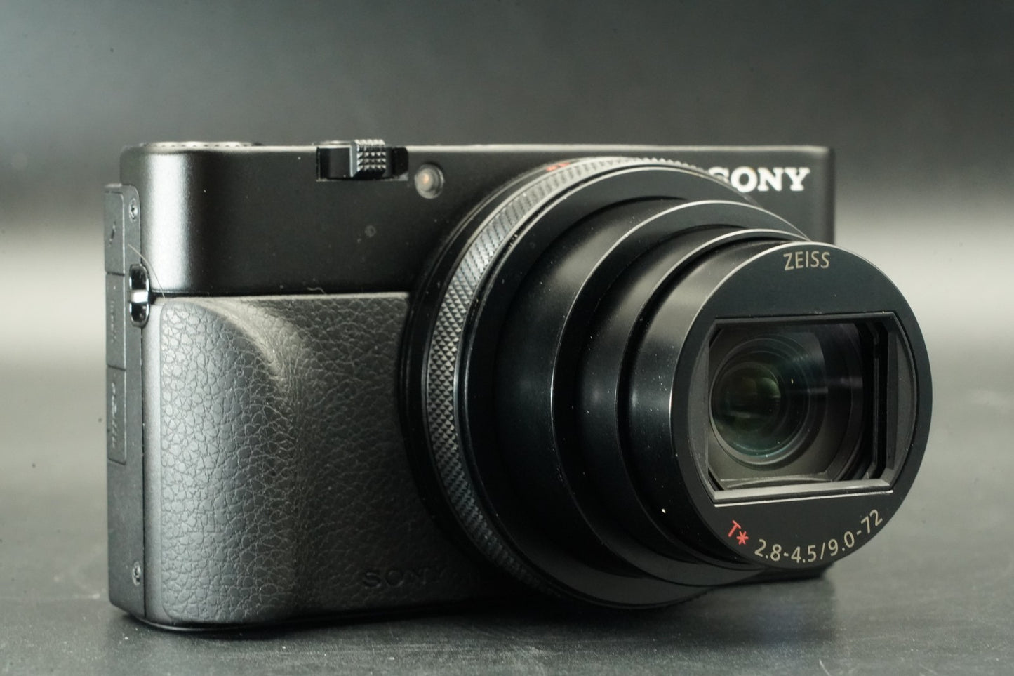 Sony Cyber-Shot DSC-RX100M7 VII Mark 7 Digital Camera 11641