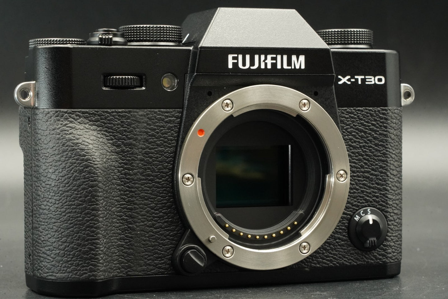 Only 490 cuts!!! Fujifilm X-T30 Silver Mirrorless Digital Camera 11588