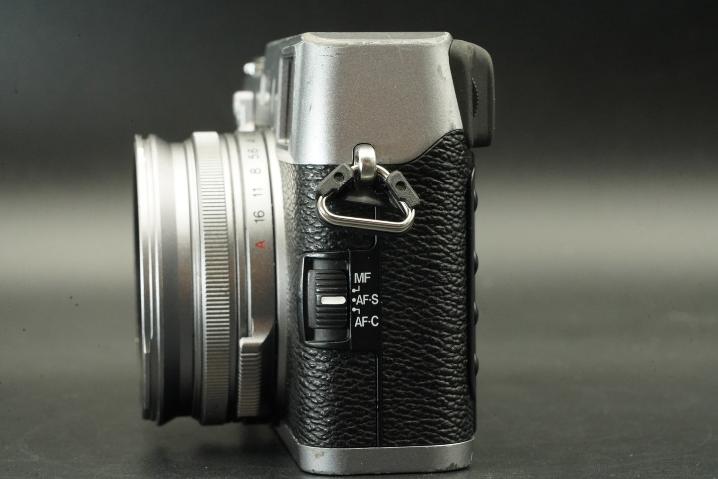 Fujifilm X100 FinePix X Series 12.3MP Silver Digital Camera US Duty Paid 11656