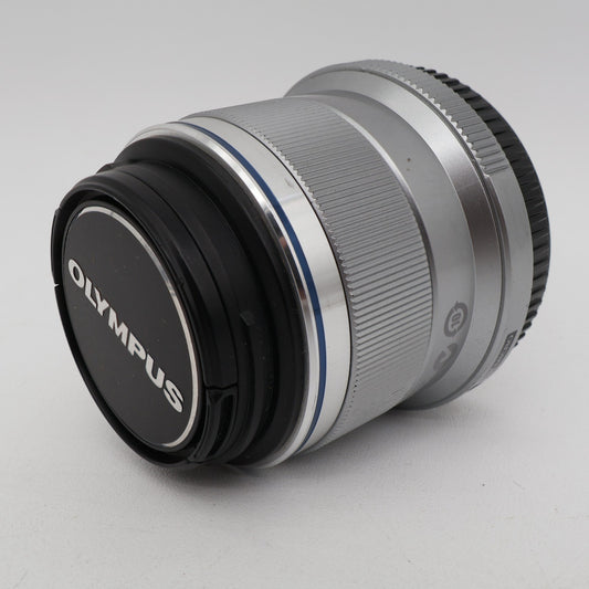OLYMPUS M.ZUIKO 45mm F/1.8 Silver Lens Micro Four Thirds US STOCK #R0384