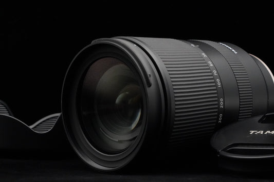 Tamron 18-300mm f/3.5-6.3 Di III-A VC VXD for Sony E US DUTY PAID 10340
