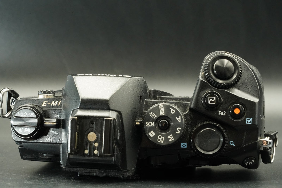 Olympus OM-D E-M1 Digital Camera Black Body -13773 cuts- US STOCK #12348