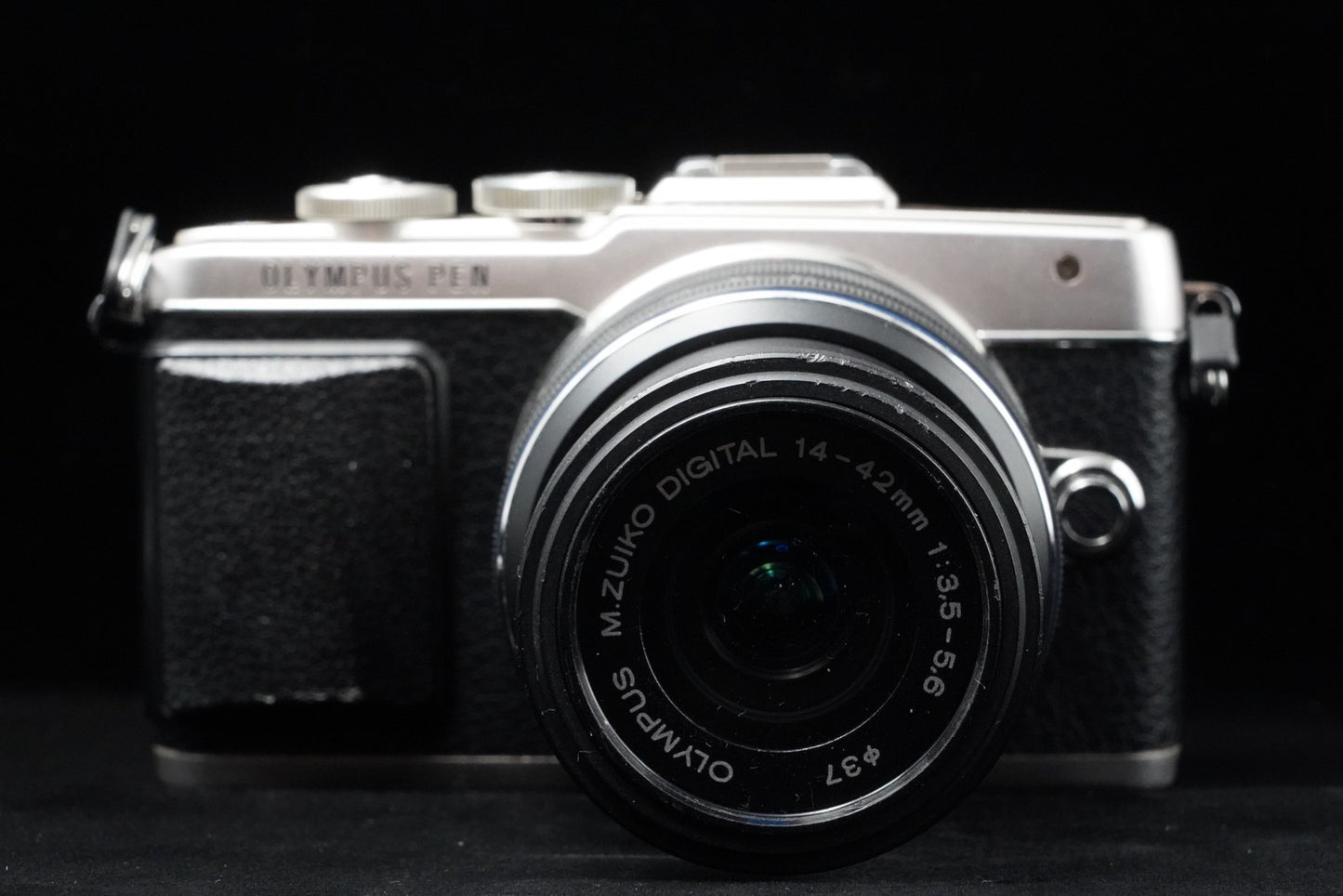 Olympus PEN E-PL7 Digital Camera Silver with 14-42mm Lens US Duty Paid 10151