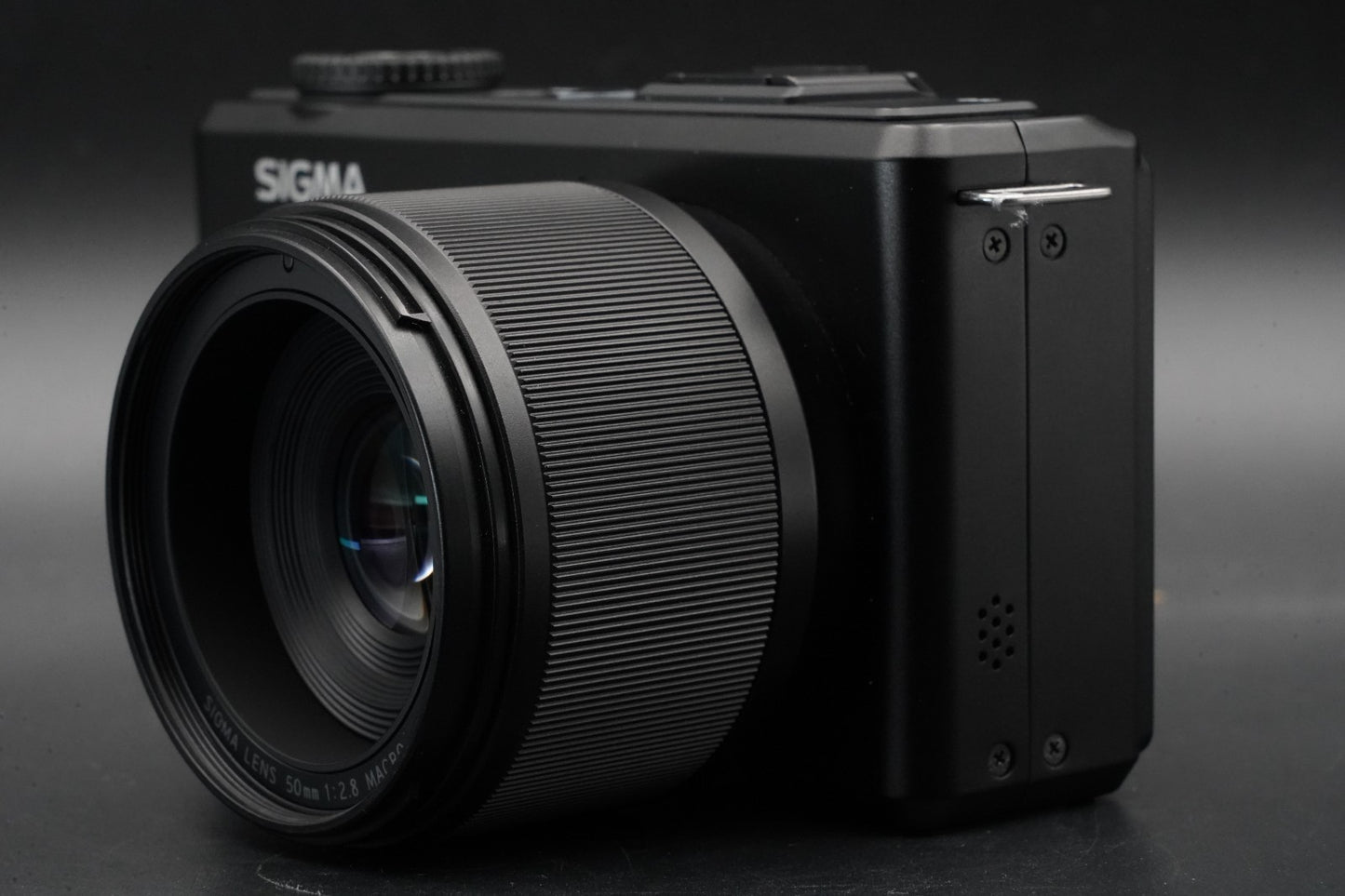 [ALMOST UNUSED] Sigma DP3 Merrill 46.0MP Compact Digital Camera Black 10900