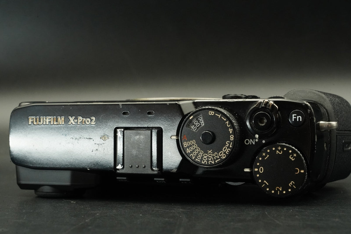Fujifilm X-Pro2 24.3MP Mirrorless Digital Camera Black -11759 cuts- #11801